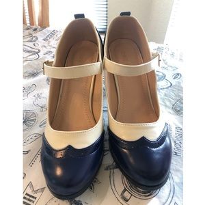 Chase & Chloe Dora2 Navy/Cream Mary Jane heels